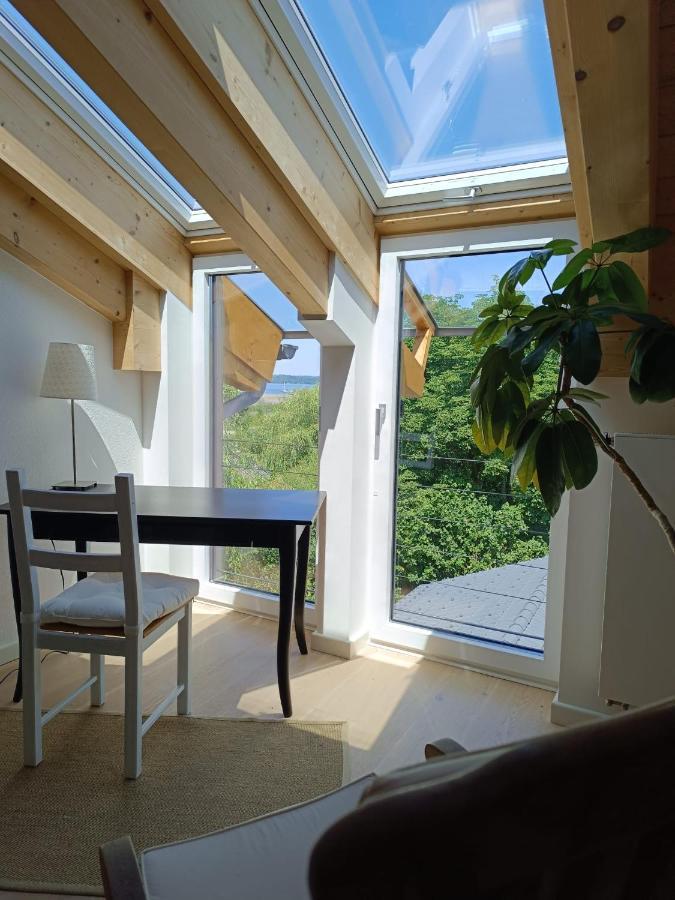 Apartment Unterm Dach Mit Kleinem Seeblick Munsing Ngoại thất bức ảnh